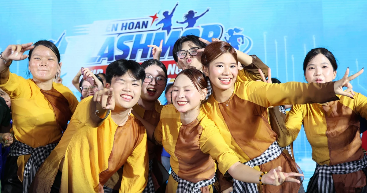 Bạn trẻ TPHCM và ASEAN hào hứng thi nhảy flashmob, trải nghiệm ở ngày hội khép lại chiến dịch tình nguyện