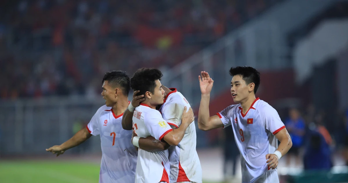VFF thưởng nóng 1,5 tỷ đồng cho tuyển Việt Nam sau chiến thắng Malaysia