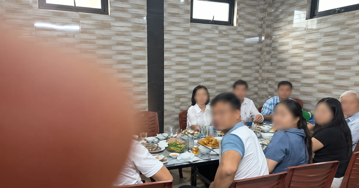 Bí thư xã bị phản ánh 'tụ tập ăn uống, sử dụng rượu, bia' trong giờ hành chính nói gì?