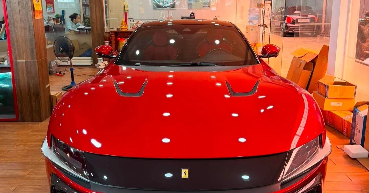 Cận cảnh siêu xe Ferrari 12Cilindri đầu tiên ở Việt Nam