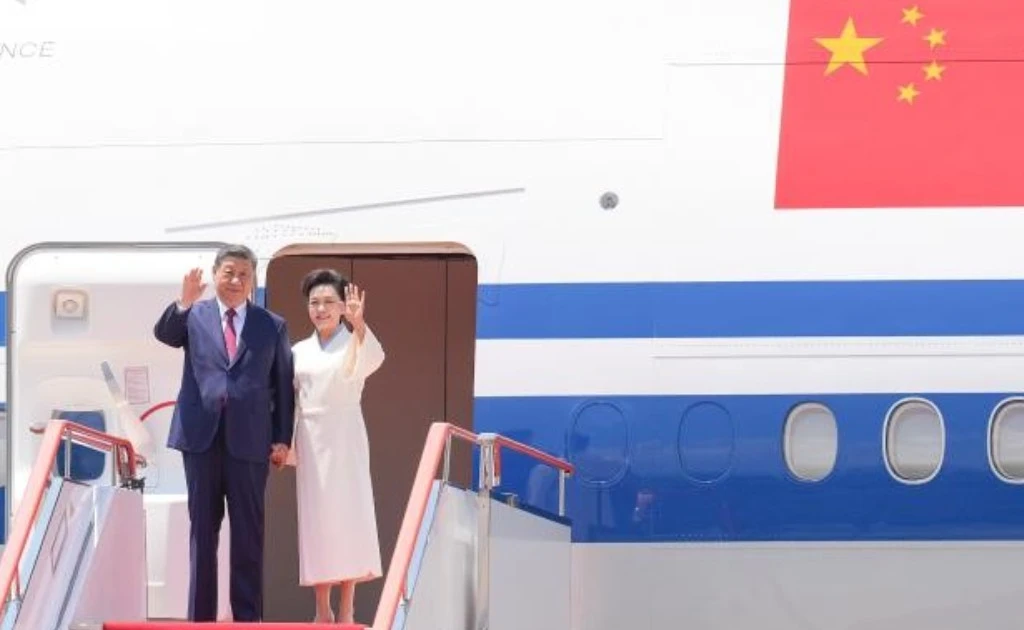 Chuyên cơ đưa Chủ tịch Trung Quốc Tập Cận Bình đến Mỹ có gì đặc biệt?