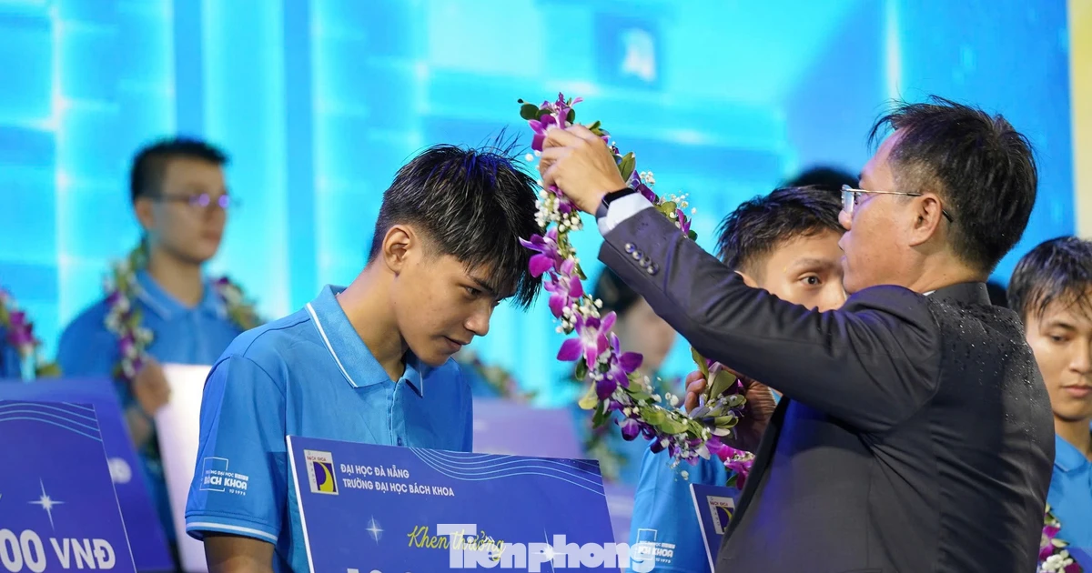 Đà Nẵng: Những suất học bổng đặc biệt tiếp sức tân sinh viên