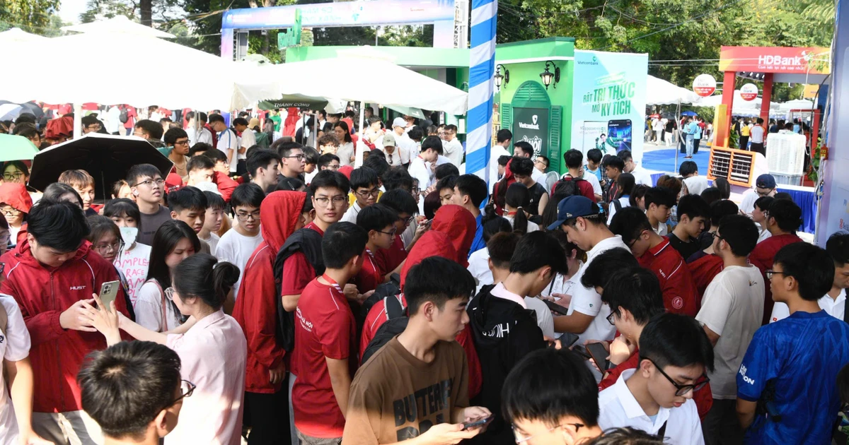 Tưng bừng trước giờ khai mạc Sóng Festival 2026 "Chạm số - Sống xanh"