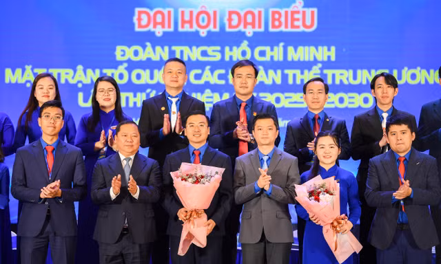 Đại hội Đoàn Mặt trận Tổ quốc, các đoàn thể T.Ư: Vừa phát huy thanh niên, vừa đồng hành cùng thanh niên