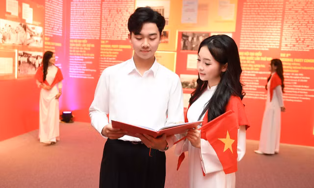 Mở ra cơ hội để thế hệ trẻ phát huy trí tuệ, bản lĩnh và khát vọng cống hiến