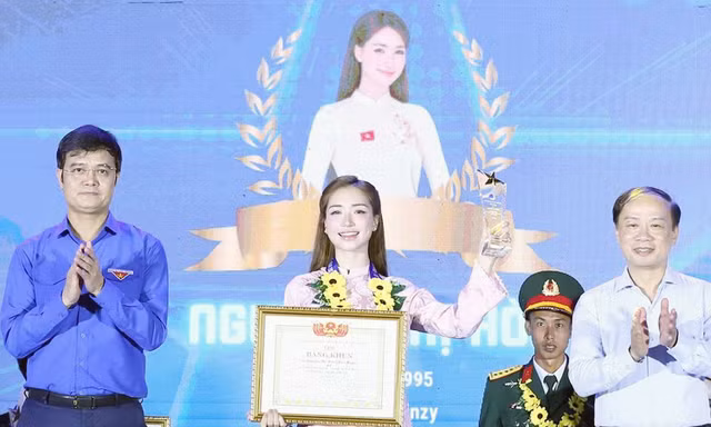 Tôn vinh những trái tim đẹp lan tỏa năng lượng tích cực trong cộng đồng