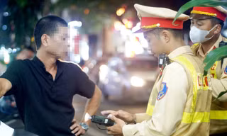 Nghiên cứu bổ sung hình phạt lao động công ích với người vi phạm giao thông