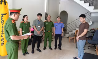 Hàng trôi nổi quảng cáo thảo mộc Tây Bắc để ‘đẩy’ doanh thu bán hàng
