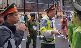 Công an phường Ba Đình xử lý 5 trường hợp 'bán chỗ' xem diễu binh, diễu hành