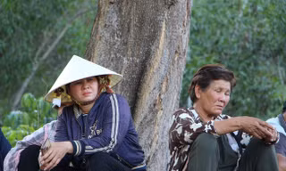 Mẹ nạn nhân mất tích trên núi Hoàng Ngưu Sơn: 'Mong con còn sống và bình an trở về'
