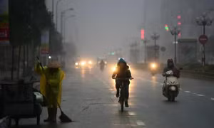 Miền Bắc sắp bước vào cao điểm nồm ẩm, mưa phùn kéo dài trong tháng 3
