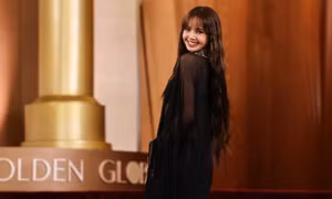 Lisa xử đẹp "hung thần" Getty Image, táo bạo ở tiệc mừng giải Quả Cầu Vàng 2026