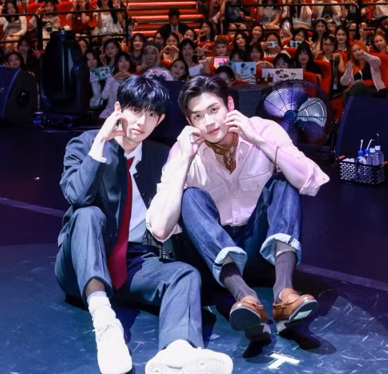 Dự đoán giá vé fan meeting "công tố viên" Yoon Sik - Si Woo, fan Việt mong điều gì?