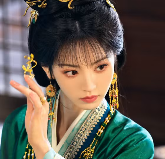 Gả Kim Thoa bùng nổ, thử thách Điền Hi Vi diễn xuất một mình cân hai vai ác nữ