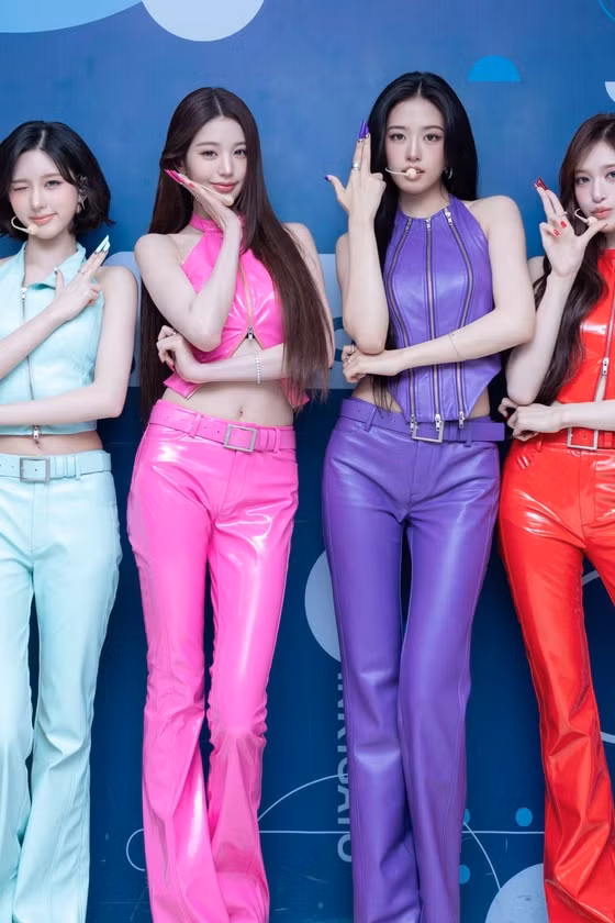 Truyền thông Hàn úp mở IVE về Việt Nam năm sau, rộ tin BIGBANG "lò vi sóng" Hà Nội