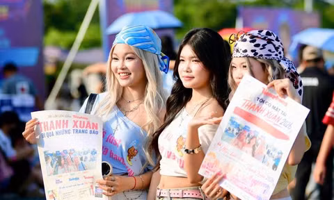 Tới Concert Thanh Xuân, nhất định phải check-in ở "trạm dừng" vạn người mê