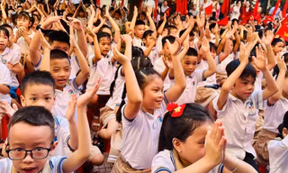 Không khí hân hoan trong lễ khai giảng năm học mới ở Trường Tiểu học Yết Kiêu