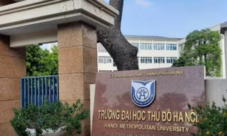 Một trường đại học tại Hà Nội lý giải về việc nâng điểm chuẩn xét tuyển khối C