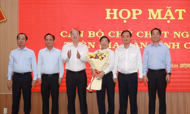 Ông Đặng Văn Dũng nhận nhiệm vụ Phó Bí thư Thường trực Tỉnh ủy Cà Mau