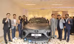 Vinfast mở showroom đầu tiên tại Ấn Độ trước thềm lễ khánh thành nhà máy xe điện 