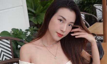 Sắc vóc bạn gái thủ môn Patrik Lê Giang