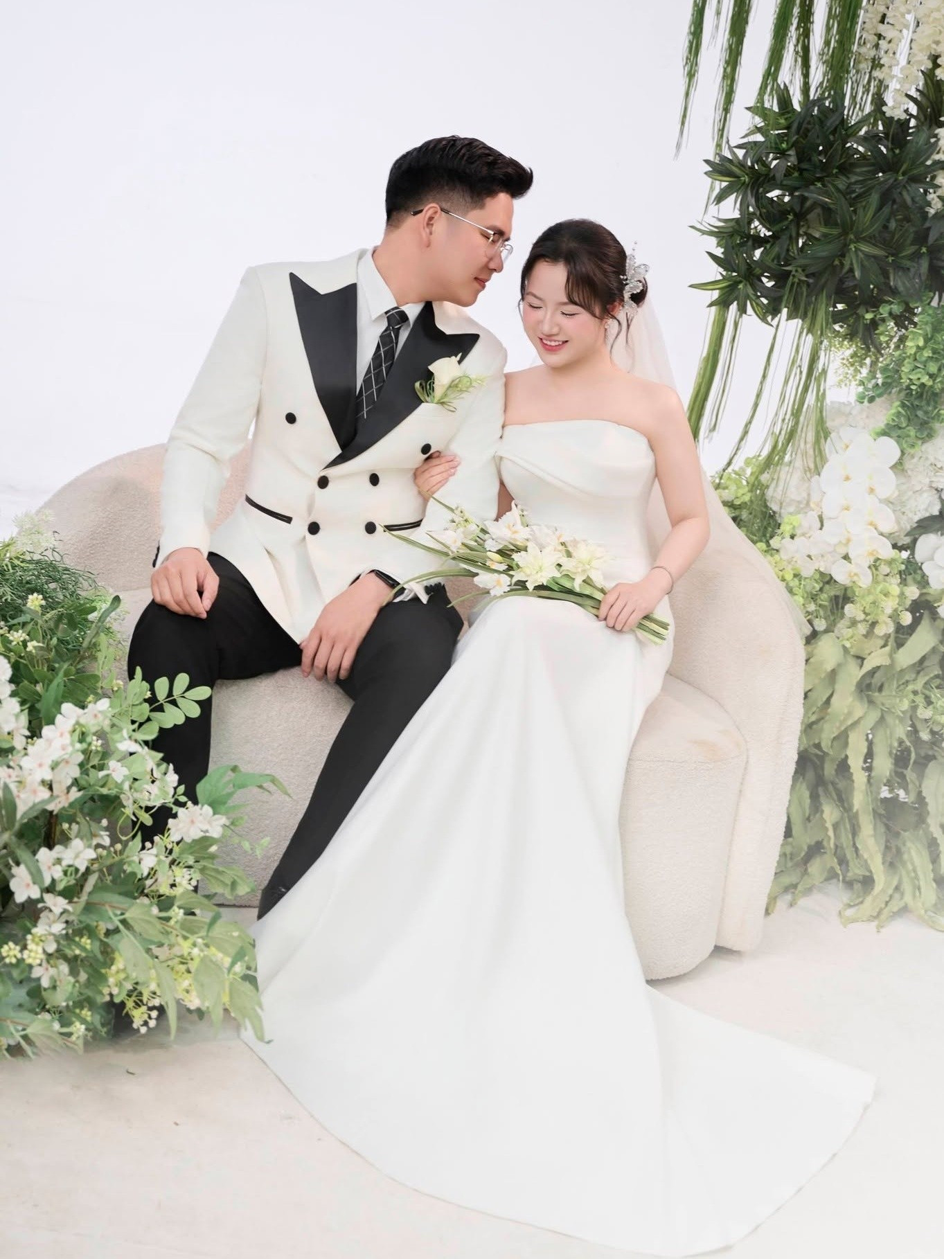 Cặp đôi bác sĩ nội trú không đi chơi, không du lịch suốt 8 năm yêu Cặp đôi bác sĩ nội trú không đi chơi, không du lịch suốt 8 năm yêu