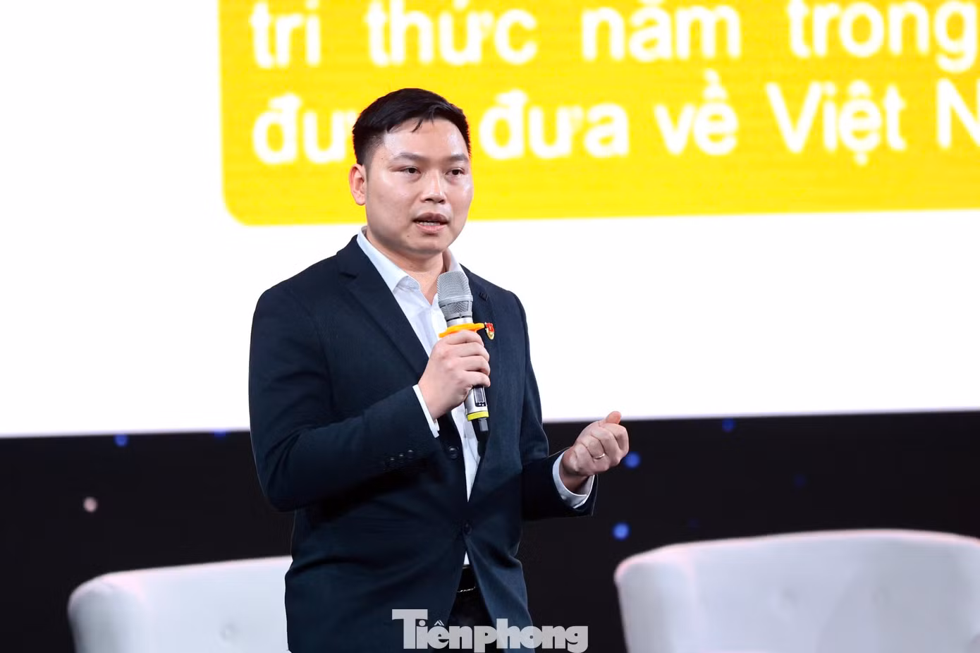 tp-duy-dung2.jpg