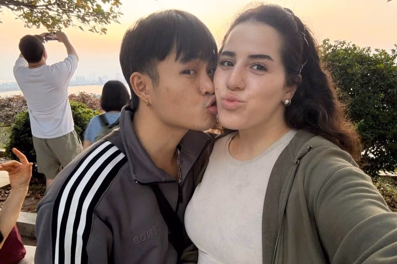 Cặp đôi đã ra mắt hai bên gia đình và tính chuyện kết hôn.