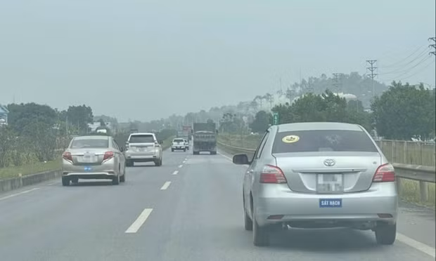 Thông tin mới về việc 'siết' hoạt động của xe tập lái trên cao tốc