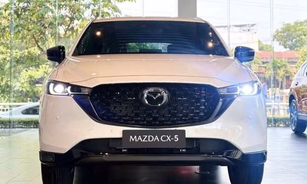 Giá Mazda CX-5 'chạm đáy' mới tại đại lý