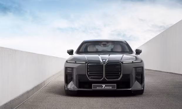 Hé lộ BMW 7 Series phiên bản chống đạn mới