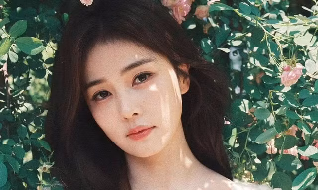 Bạch Lộc rời xa công ty quản lý cũ, ngỡ êm ả ai ngờ làm gì cũng gặp giông tố
