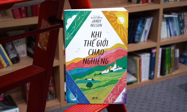Khi Thế Giới Chao Nghiêng, bạn có thấy niềm vui sẽ tràn ra cùng những nỗi sầu?
