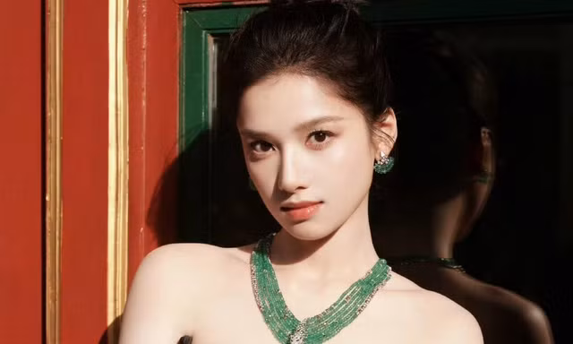 Dự án mới của Trương Tịnh Nghi bị so sánh với "Chiếc Bật Lửa Và Váy Công Chúa"