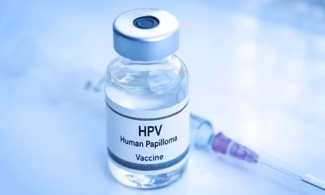 Những điều cần biết về tiêm vắc-xin HPV từ sớm và mẹo chăm sóc "cô bé" đúng cách
