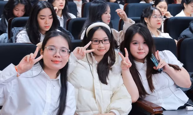 Cấp học bổng toàn phần cho 1.500 người đào tạo ở nước ngoài về công nghệ chiến lược