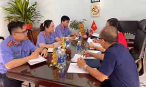 Viện Kiểm sát khởi kiện doanh nghiệp nợ bảo hiểm của người lao động