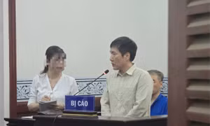 Yu Sung Ho tại phiên tòa.