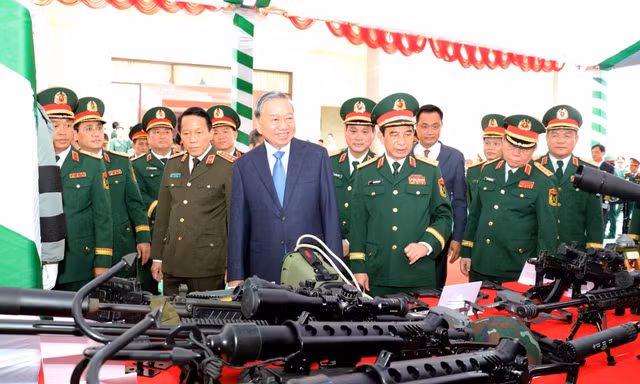 Tổng Bí thư, Chủ tịch nước Tô Lâm thăm và làm việc tại Quân khu 5