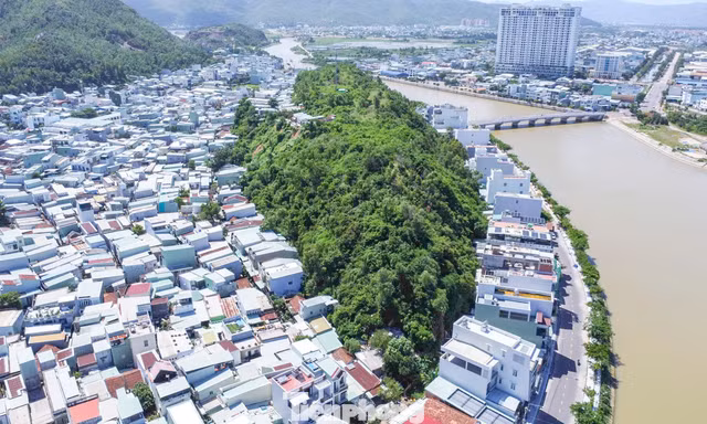 Núi Một ở Quy Nhơn sẽ ra sao trước đề xuất san phẳng?