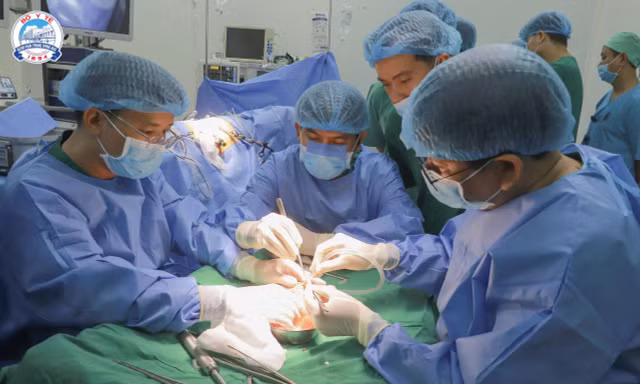 Huế hỗ trợ Cần Thơ ghép thận thành công hai ca trong ngày