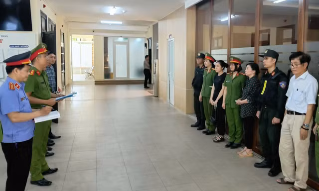 Khởi tố 7 bị can chiếm đoạt tiền chương trình nông thôn mới ở Huế