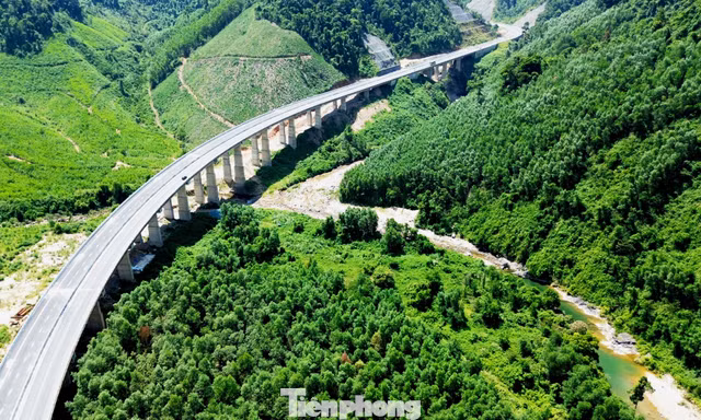 Cao tốc hơn 3.270 tỷ đồng qua Huế trước ngày hoàn tất ‘lên đời’