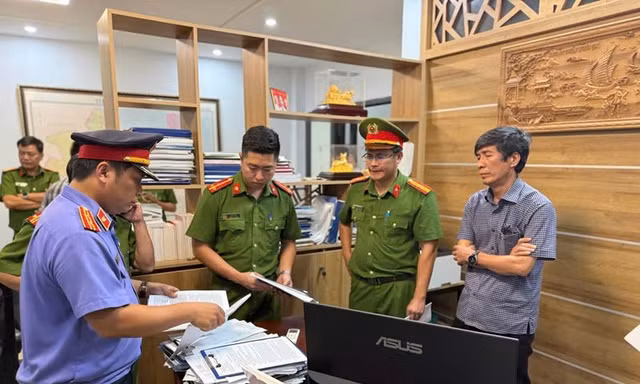 Bắt giám đốc Ban Quản lý dự án liên quan sai phạm tại dự án xử lý rác 85 tỷ đồng ở Huế 