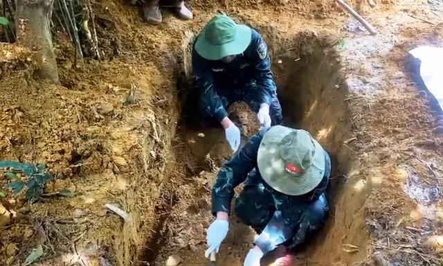 Tìm thấy hài cốt liệt sĩ ở vùng núi TP. Huế