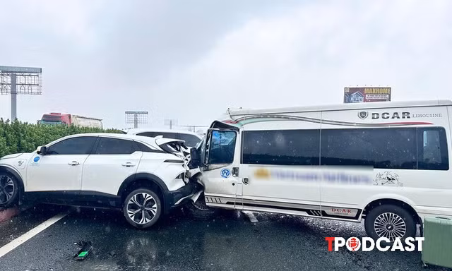 Vụ xe Lexus dừng giữa cao tốc, tài xế có bị xử lý hình sự?