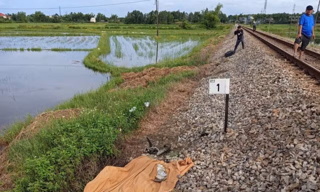Băng qua lối đi tự mở, người đàn ông ở Đà Nẵng bị tàu hỏa tông tử vong