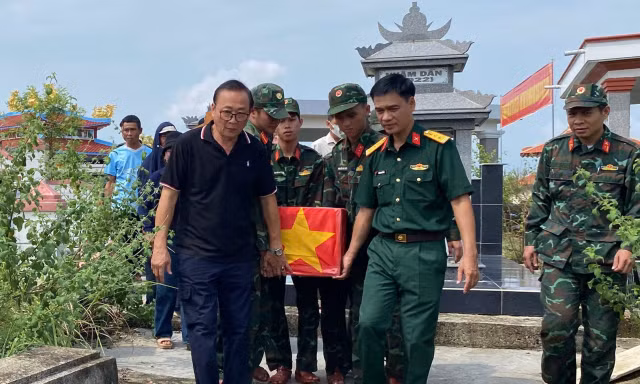 17 hài cốt liệt sĩ vừa được tìm thấy ở Đà Nẵng: Gần 40 năm, một người lặng lẽ hương khói