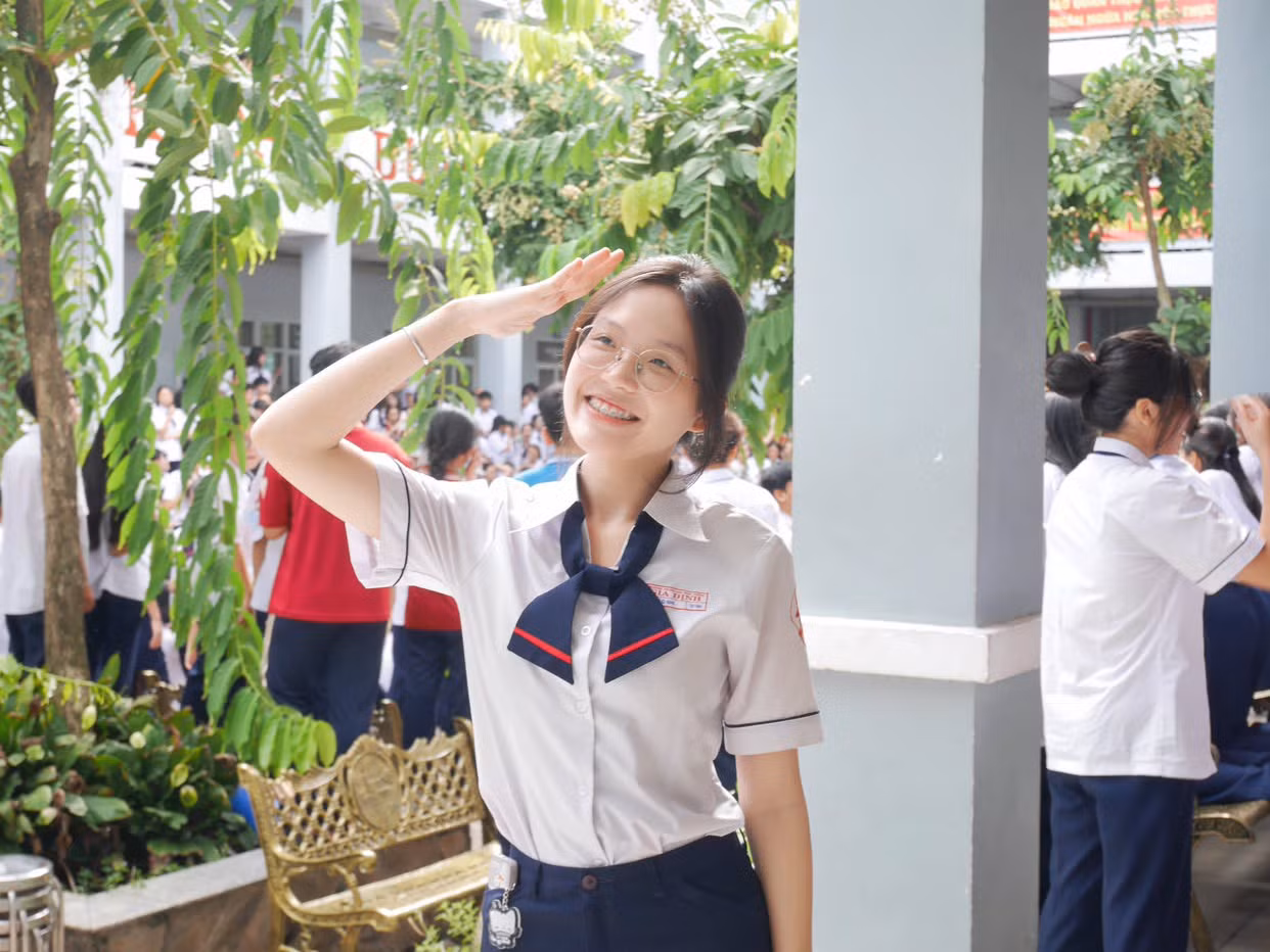 hoc-sinh-pham-dinh-bao-nhi.jpg