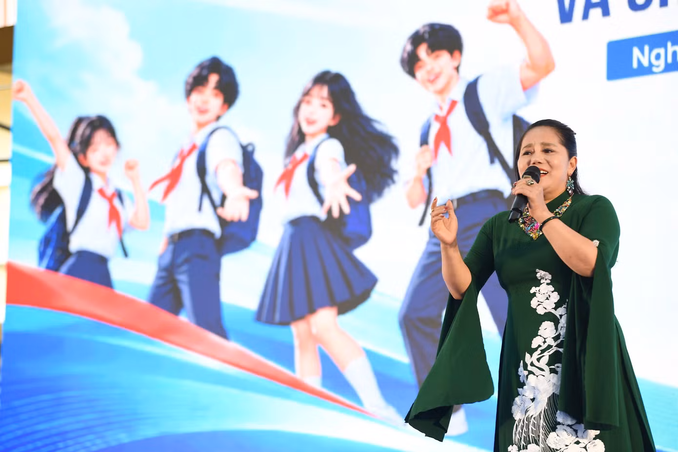 bich-ngoc.jpg